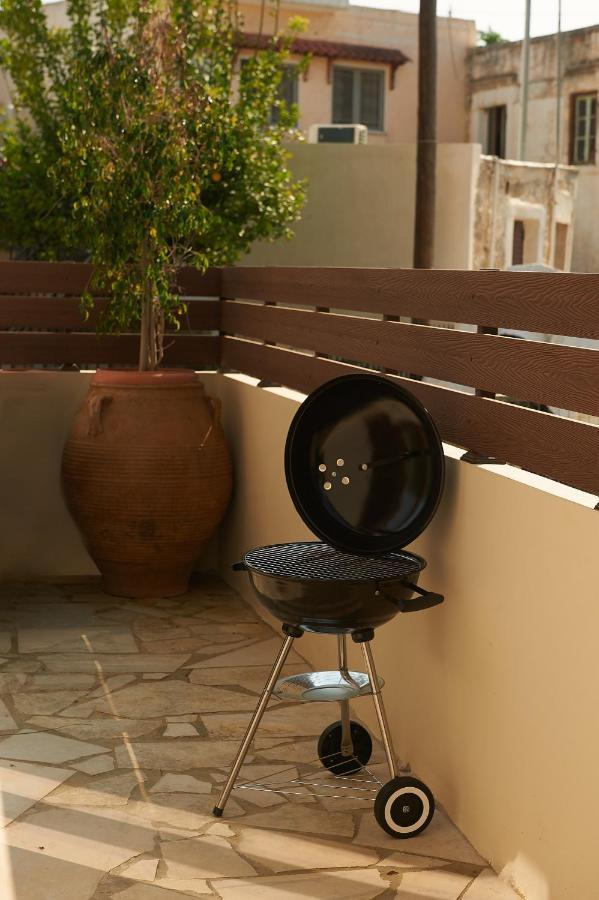 2 Bedroom Villa With Heated Swimming Pool-Spa Whirlpool-Bbq! Melidhónion エクステリア 写真
